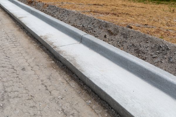 Cost of Concrete Curbing Repair in Denver